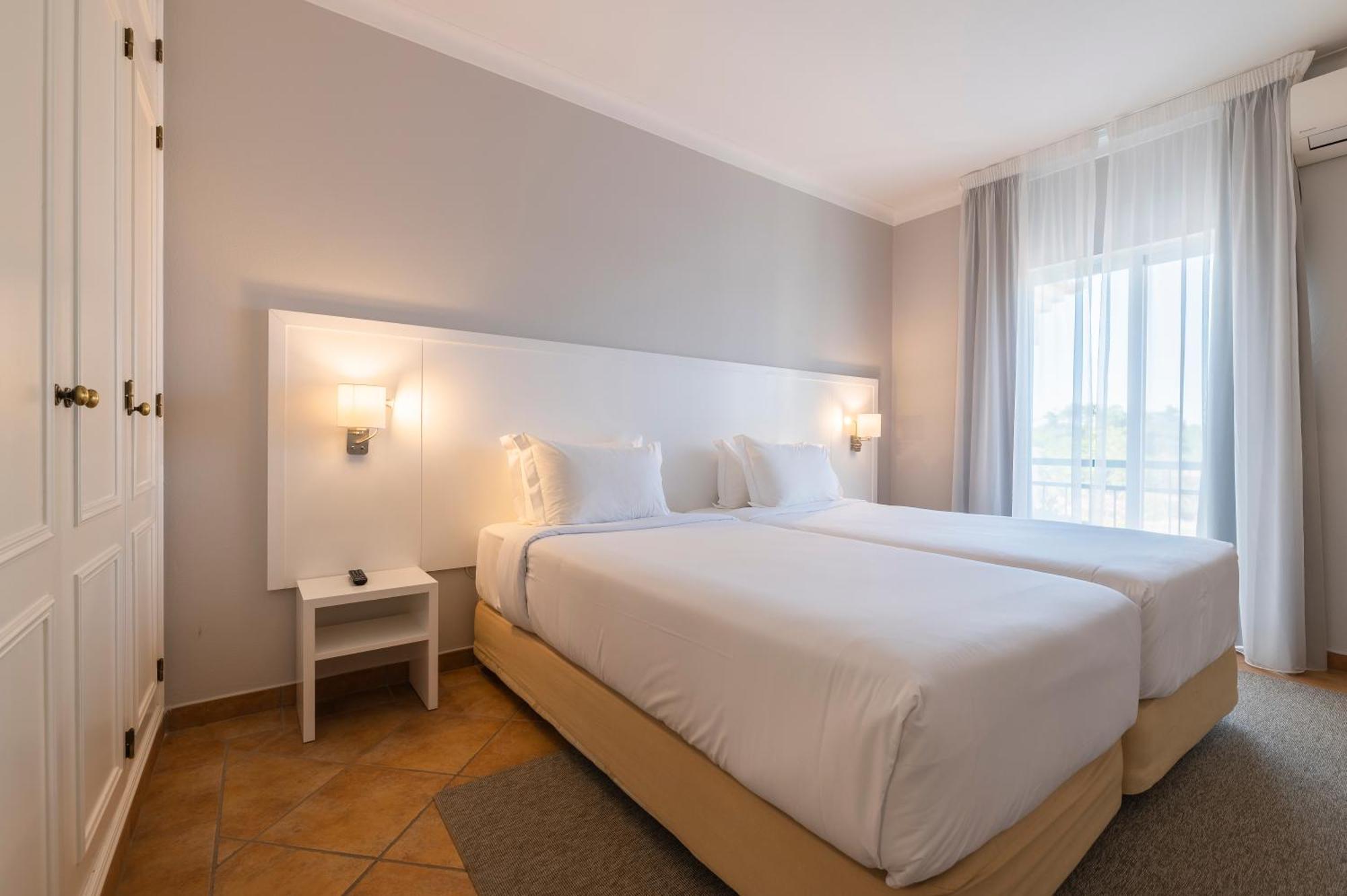 Vale D'El Rei Hotel & Villas كارفويرو الغرفة الصورة